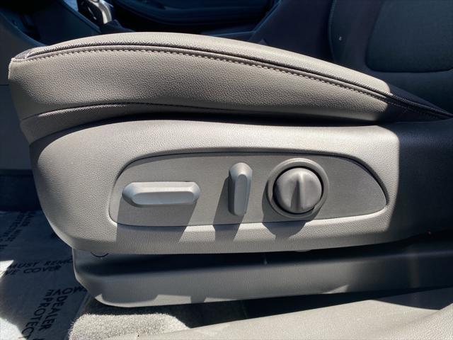 new 2024 Buick Encore GX car, priced at $26,690