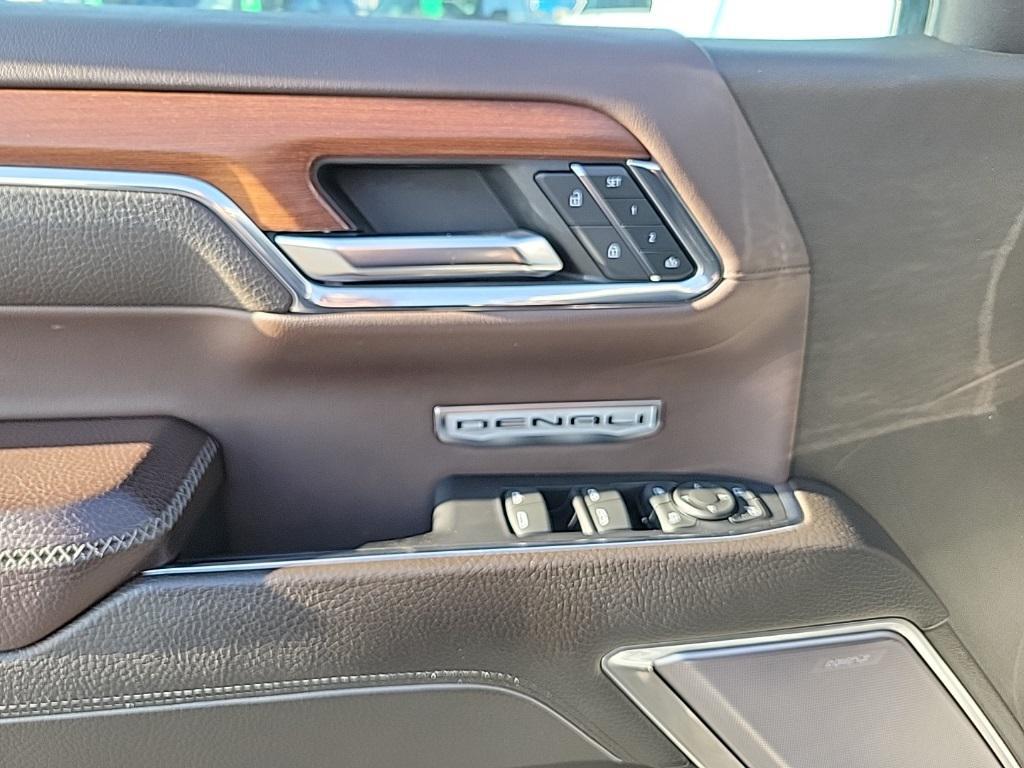 used 2023 GMC Sierra 1500 car, priced at $46,323