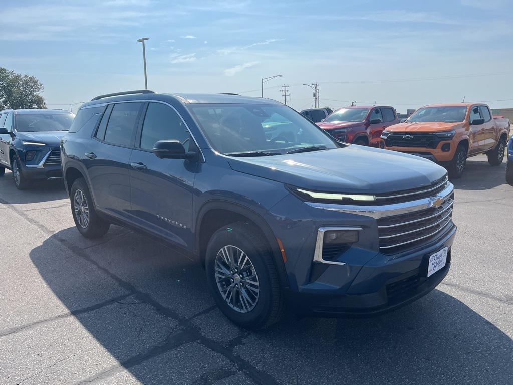 new 2025 Chevrolet Traverse car, priced at $45,990