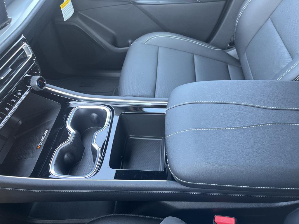 new 2025 Chevrolet Traverse car, priced at $45,990