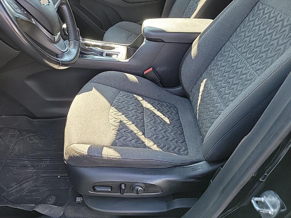 used 2022 Chevrolet Equinox car, priced at $13,992