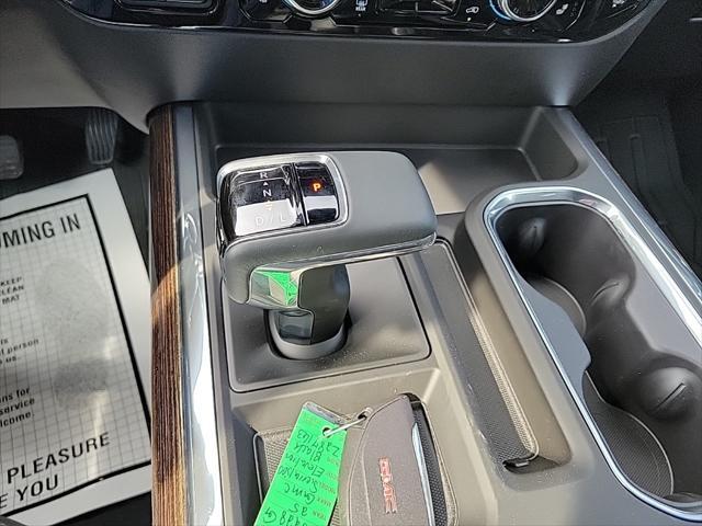new 2025 GMC Sierra 1500 car, priced at $64,280