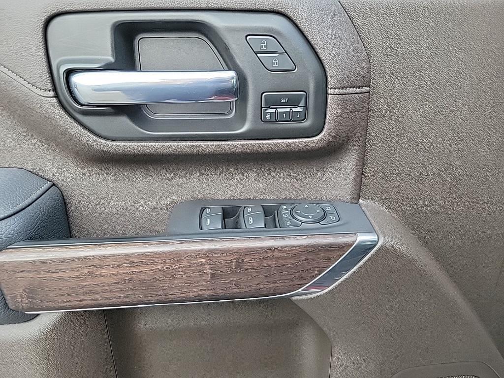 used 2022 GMC Sierra 2500 car, priced at $58,122
