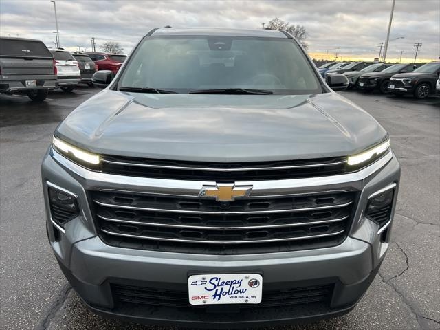 new 2025 Chevrolet Traverse car, priced at $39,495