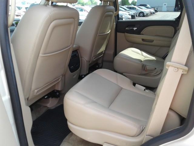 used 2014 GMC Yukon car, priced at $14,994