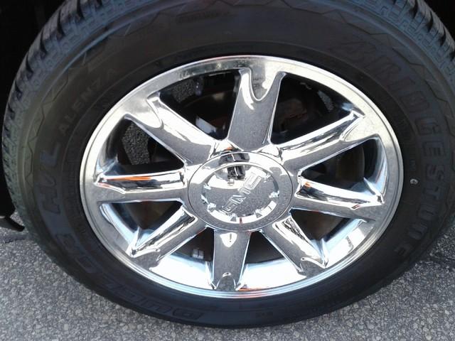 used 2014 GMC Yukon car, priced at $14,994