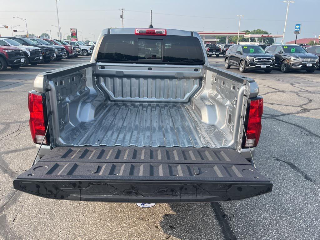 new 2026 Chevrolet Colorado car, priced at $40,580