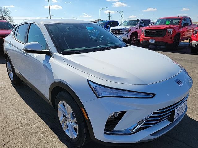 new 2025 Buick Envista car, priced at $26,040