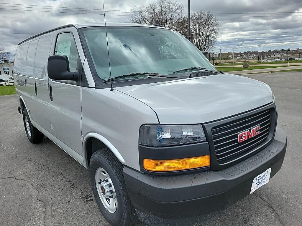 new 2025 GMC Savana 2500 car, priced at $46,775