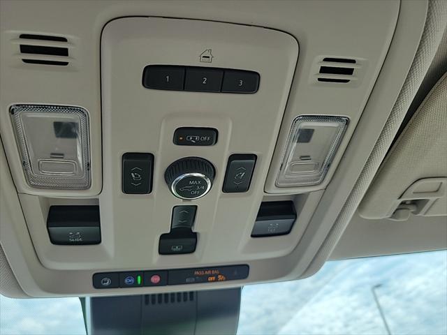 used 2024 GMC Yukon XL car, priced at $79,994
