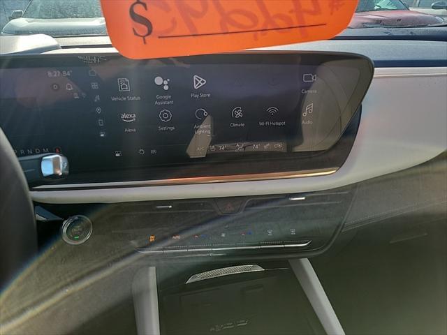 new 2025 Buick Envision car, priced at $42,295