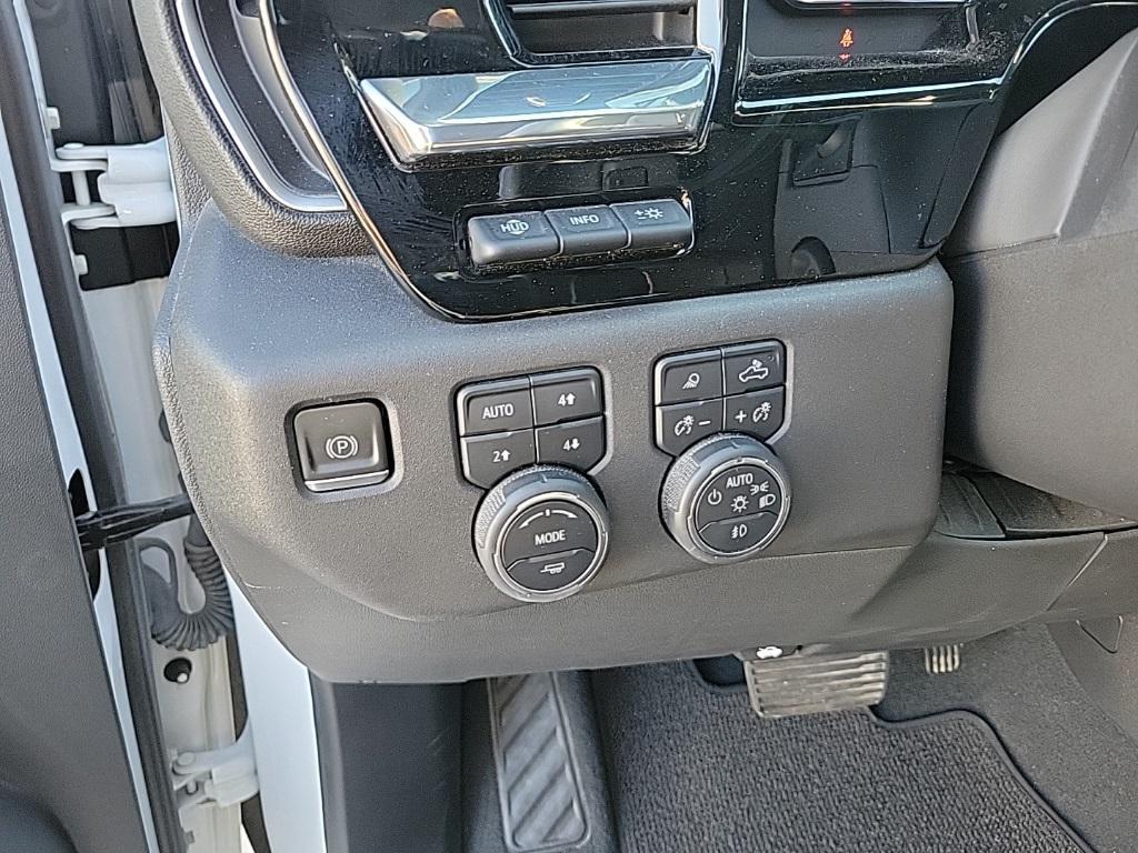 used 2022 Chevrolet Silverado 1500 car, priced at $50,732