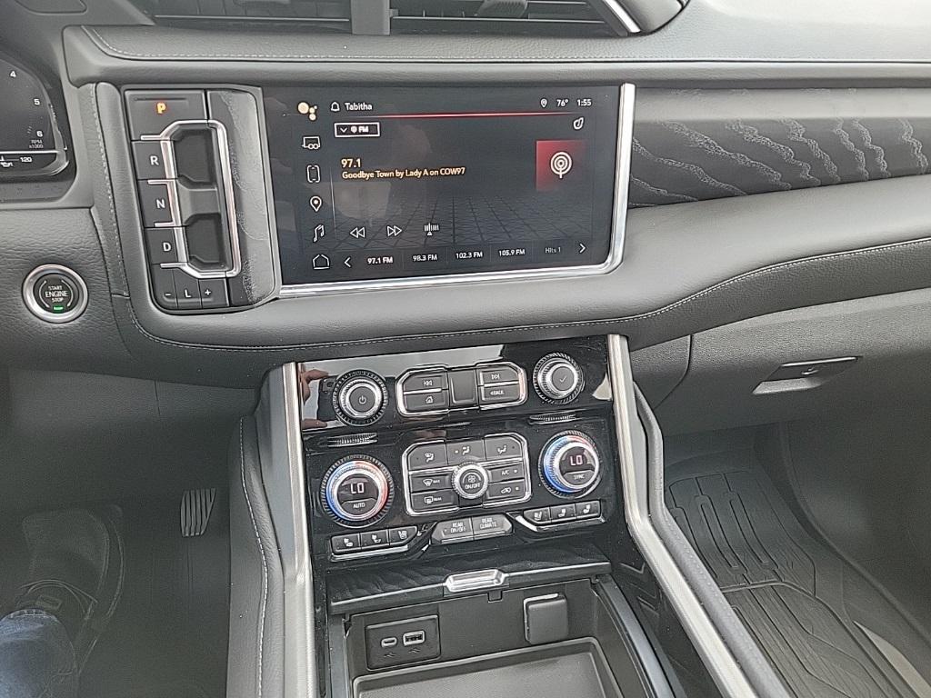 used 2022 GMC Yukon car, priced at $61,992