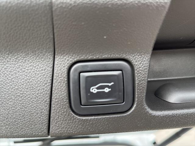 used 2022 GMC Acadia car, priced at $30,192