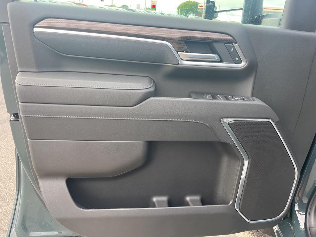 new 2025 Chevrolet Silverado 2500 car, priced at $68,145