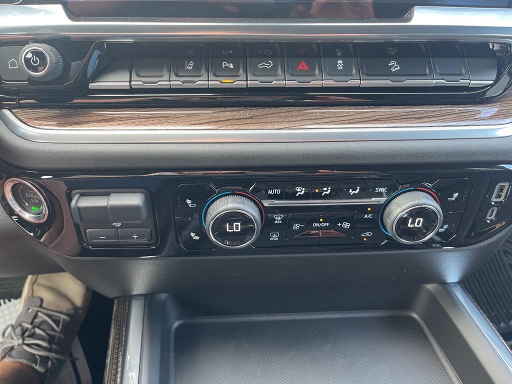 new 2025 Chevrolet Silverado 2500 car, priced at $68,145