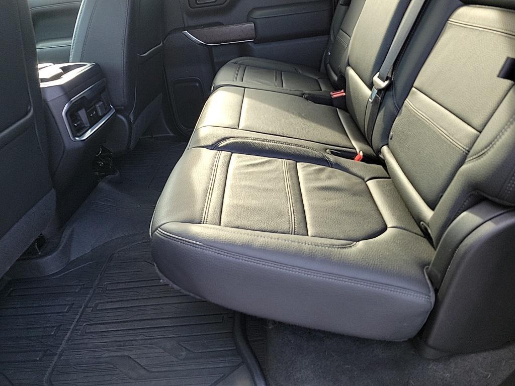 used 2022 GMC Sierra 1500 car, priced at $43,942