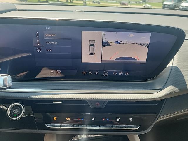 new 2025 Buick Envision car, priced at $37,650