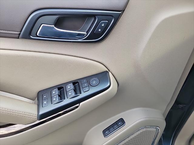 used 2019 GMC Yukon XL car, priced at $25,989
