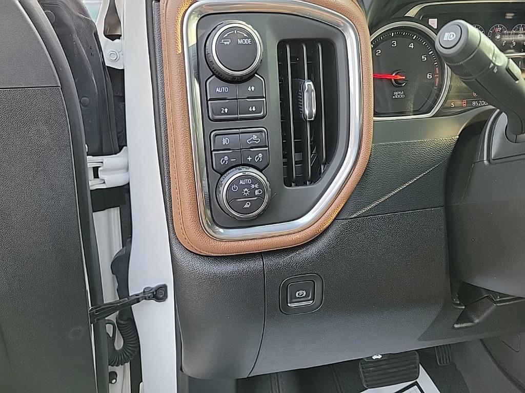 used 2022 Chevrolet Silverado 1500 car, priced at $37,492