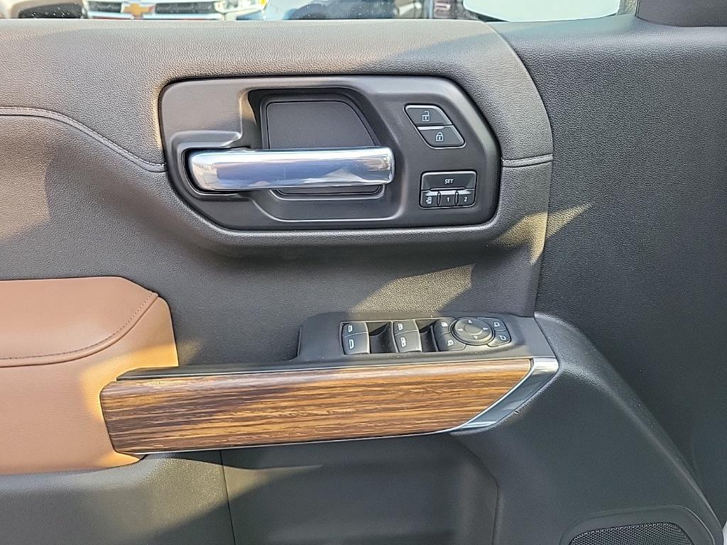 used 2022 Chevrolet Silverado 1500 car, priced at $37,492
