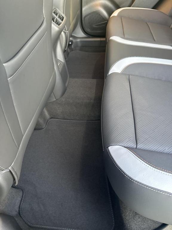 new 2025 Buick Envision car, priced at $41,235