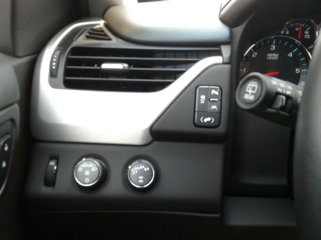 used 2018 GMC Yukon car, priced at $23,282