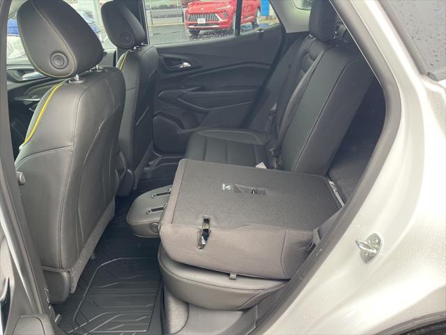 new 2025 Chevrolet Trax car, priced at $27,285