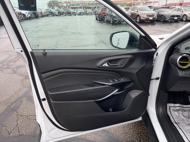 new 2025 Chevrolet Trax car, priced at $27,285