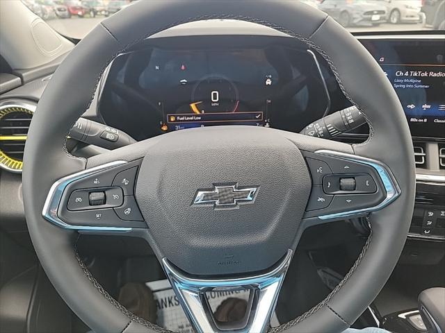 new 2025 Chevrolet Trax car, priced at $27,285