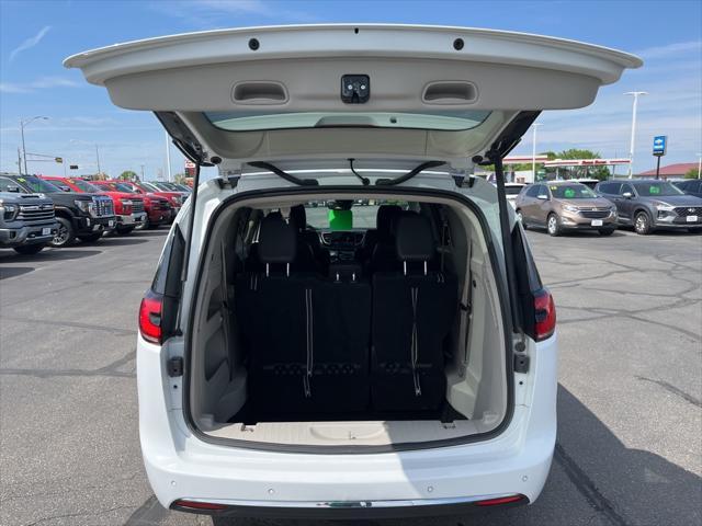 used 2022 Chrysler Pacifica car, priced at $21,492