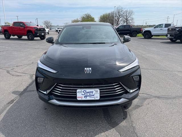 new 2025 Buick Envista car, priced at $26,835