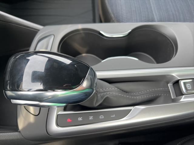 new 2025 Buick Envista car, priced at $26,835