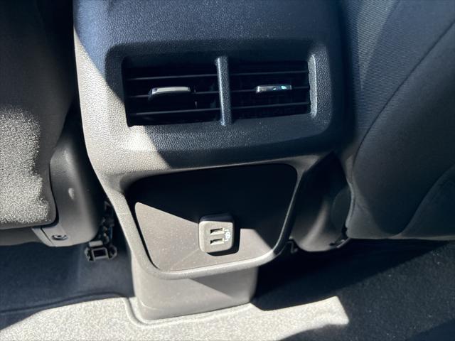 used 2024 Chevrolet Equinox car, priced at $26,554