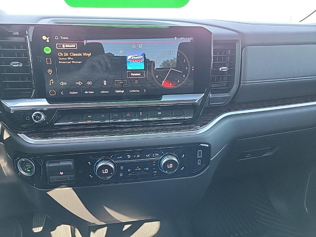 used 2022 GMC Sierra 1500 car, priced at $40,992