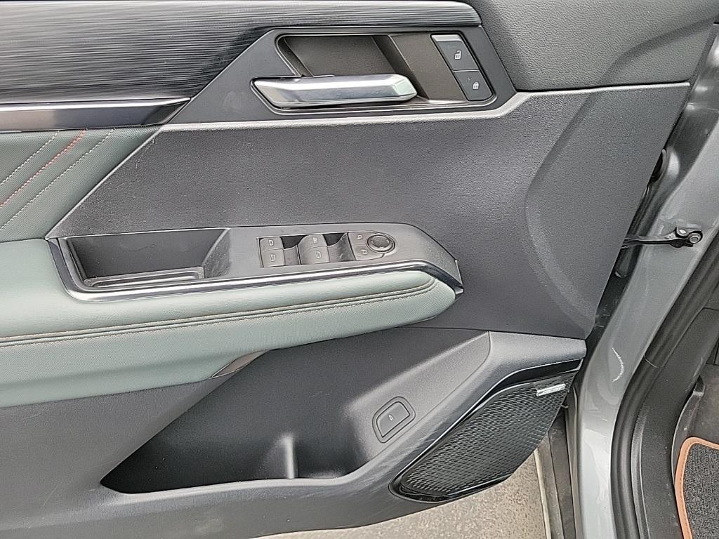 used 2024 GMC Acadia car, priced at $47,484
