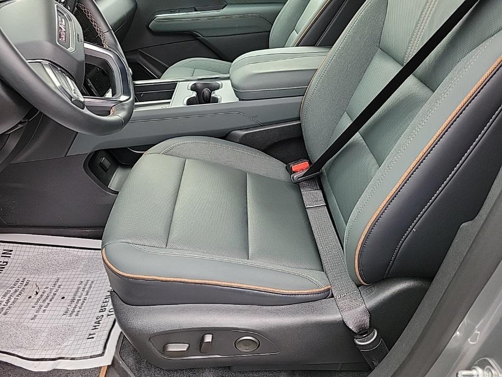 used 2024 GMC Acadia car, priced at $47,484