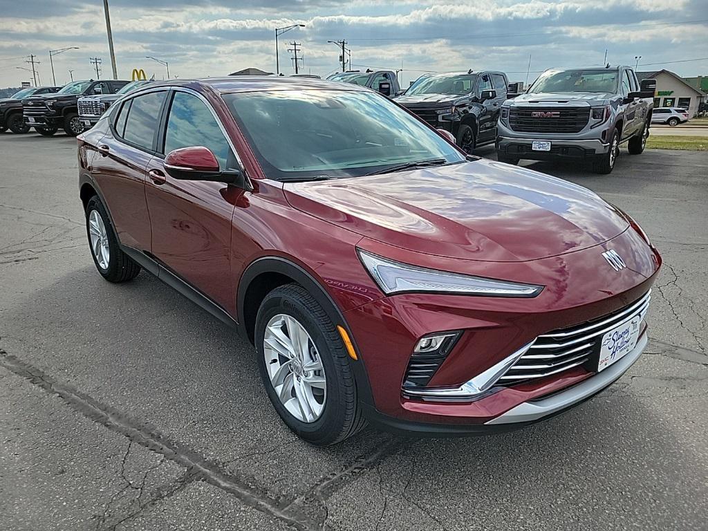 new 2025 Buick Envista car, priced at $26,835