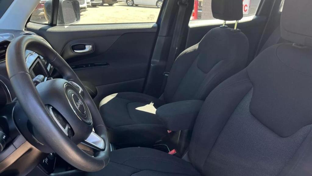 used 2018 Jeep Renegade car