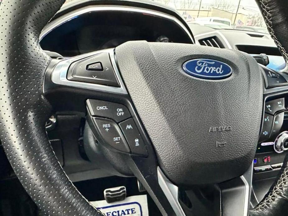 used 2020 Ford Edge car