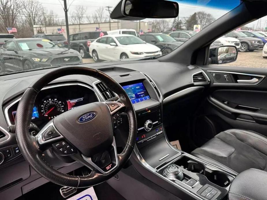 used 2020 Ford Edge car