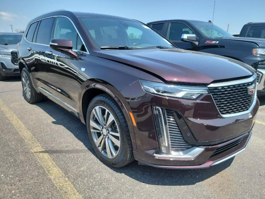 used 2021 Cadillac XT6 car