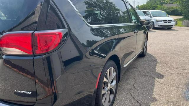 used 2018 Chrysler Pacifica car