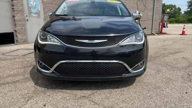 used 2018 Chrysler Pacifica car