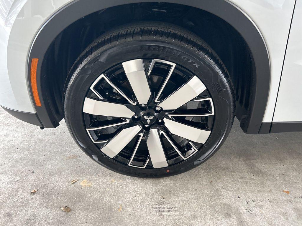 new 2025 Mitsubishi Outlander car, priced at $37,288