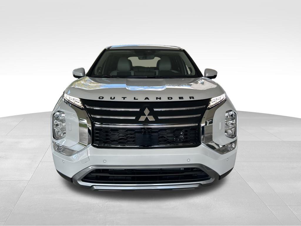 new 2025 Mitsubishi Outlander car, priced at $37,288