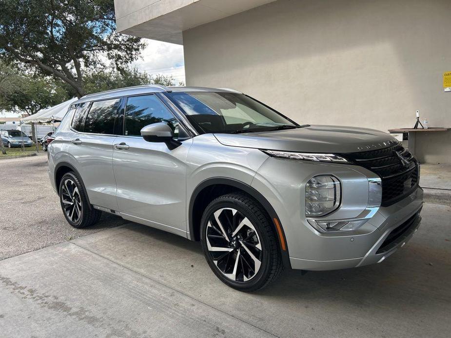 used 2022 Mitsubishi Outlander car, priced at $21,985