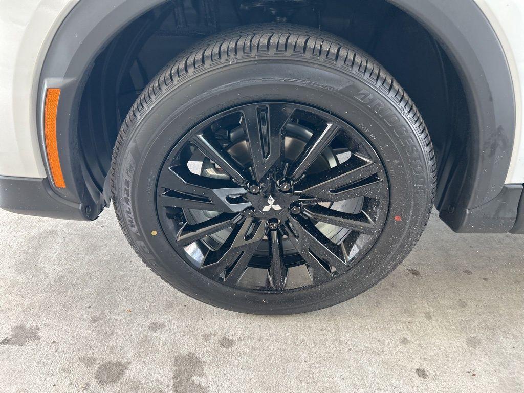 new 2025 Mitsubishi Eclipse Cross car, priced at $25,988