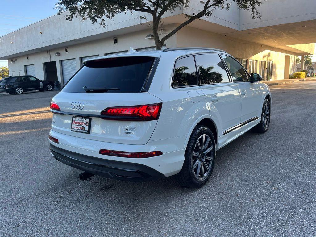 used 2024 Audi Q7 car, priced at $53,988