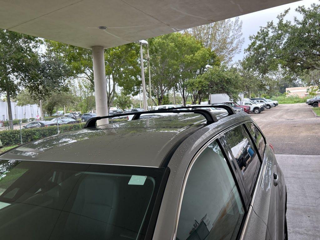 used 2019 Toyota Highlander car, priced at $19,599